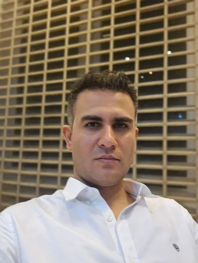 دکتر وحید شاهکرمی