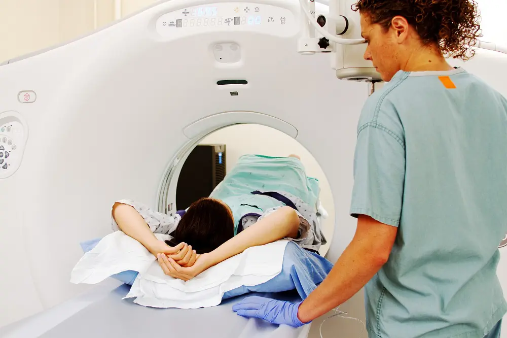 سونوگرافی یا  MRI در بارداری   